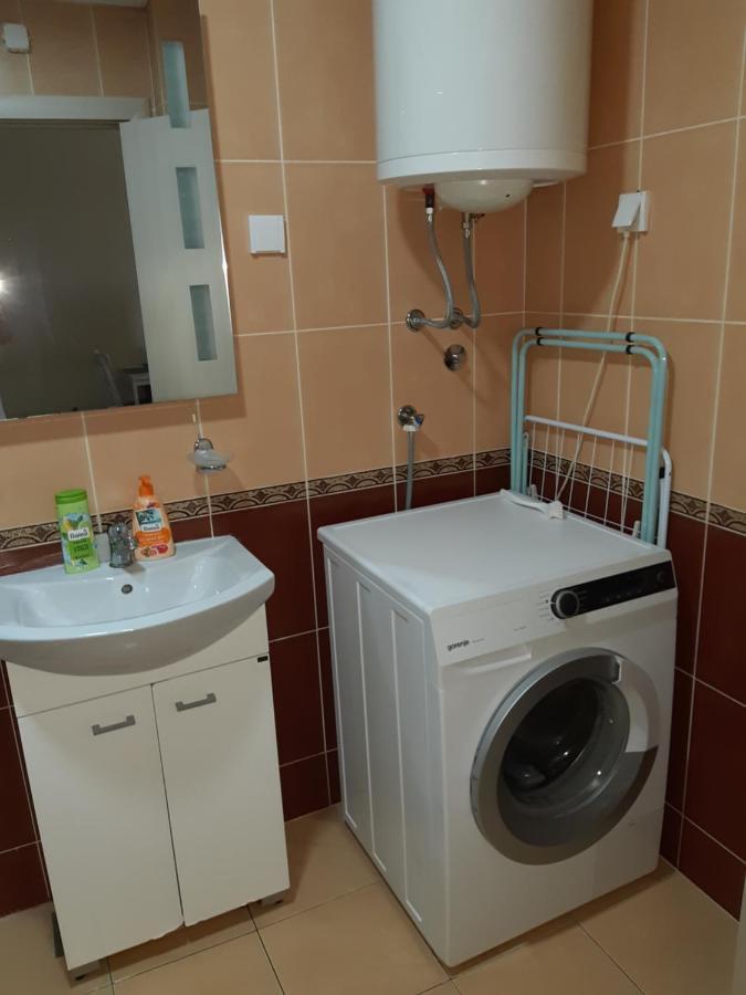 Apartment Sunflower021 Нови Сад Екстериор снимка