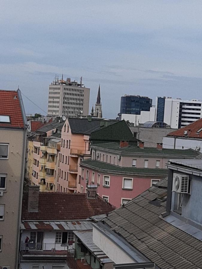 Apartment Sunflower021 Нови Сад Екстериор снимка