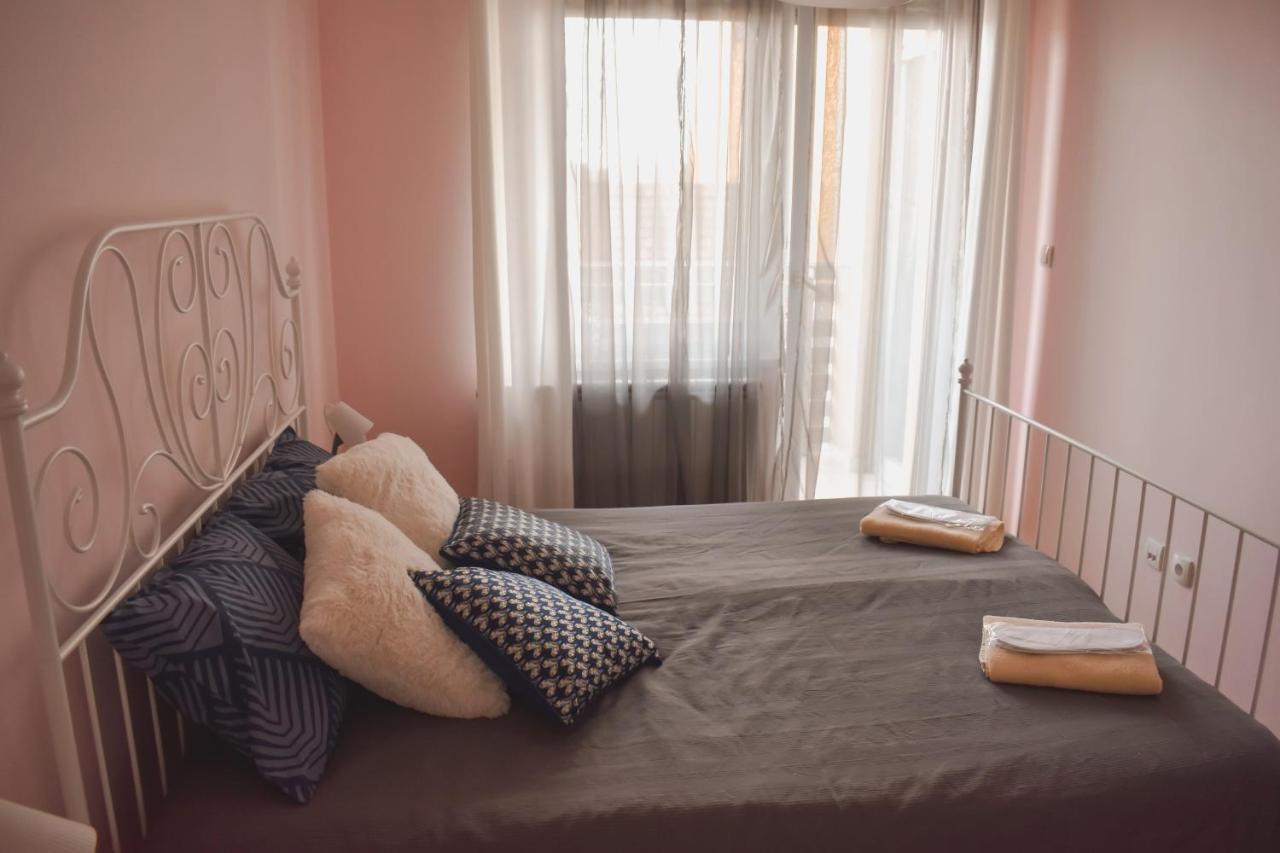 Apartment Sunflower021 Нови Сад Екстериор снимка
