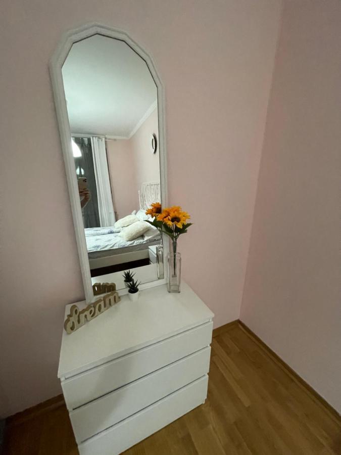 Apartment Sunflower021 Нови Сад Екстериор снимка