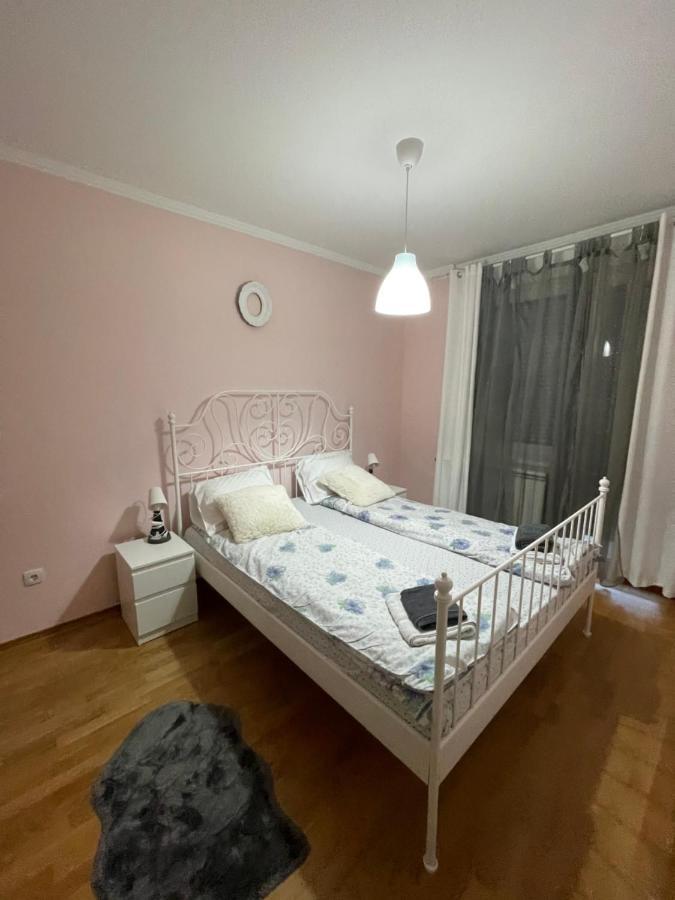 Apartment Sunflower021 Нови Сад Екстериор снимка